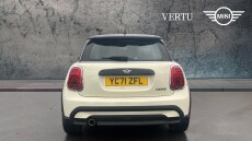 MINI Hatchback 1.5 Cooper Classic 3dr Auto Petrol Hatchback